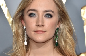 HOLLYWOOD, CA - FEBRUARY 28: Actress Saoirse Ronan attends the 88th Annual Academy Awards at Hollywood & Highland Center on February 28, 2016 in Hollywood, California. (Photo by Lester Cohen/WireImage)